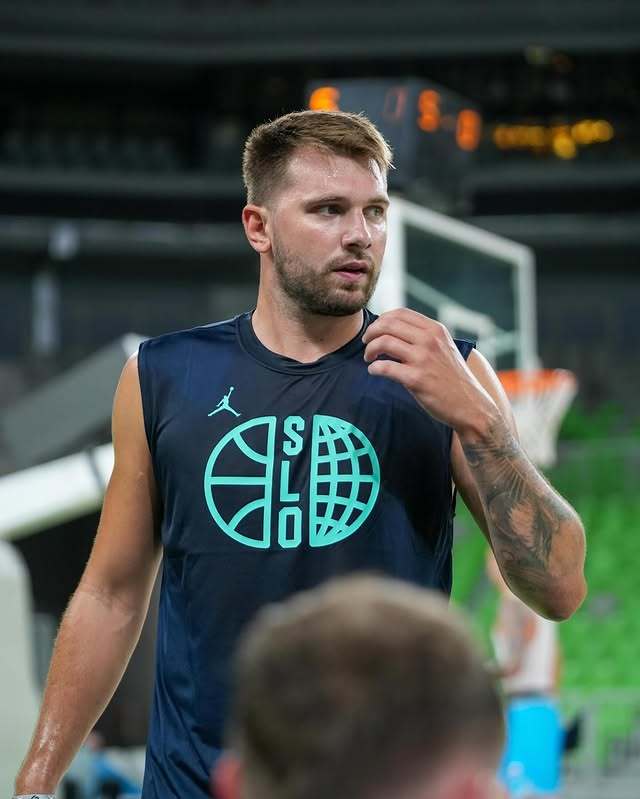 足球直播平台-日本队不断突破！，东契奇连续五场比赛得分超过比赛规则变更引发球迷热议的简单介绍